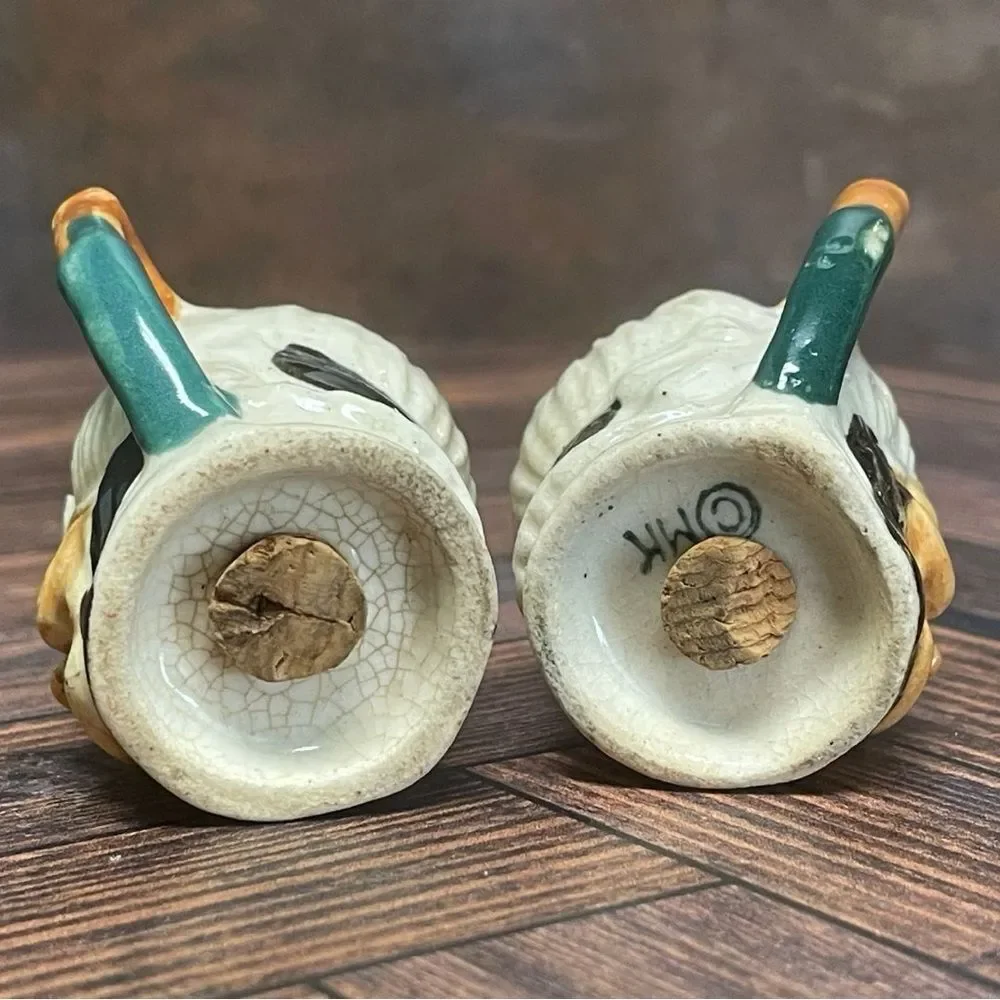 Vintage 'Tiny Toby' Salt and Pepper Shakers, Japan 1940 or 1950